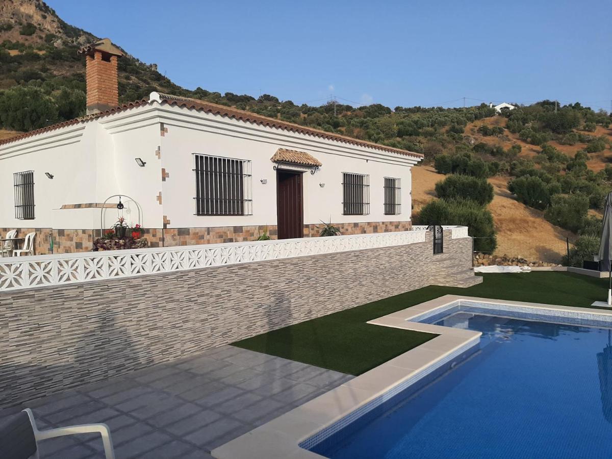 Vivienda Rural Villa Madrid Alcazar El Gastor Exterior foto